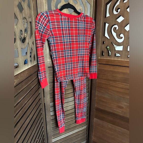 Wondershop Red Plaid Kids Pajama Set - Picture 2 of 9